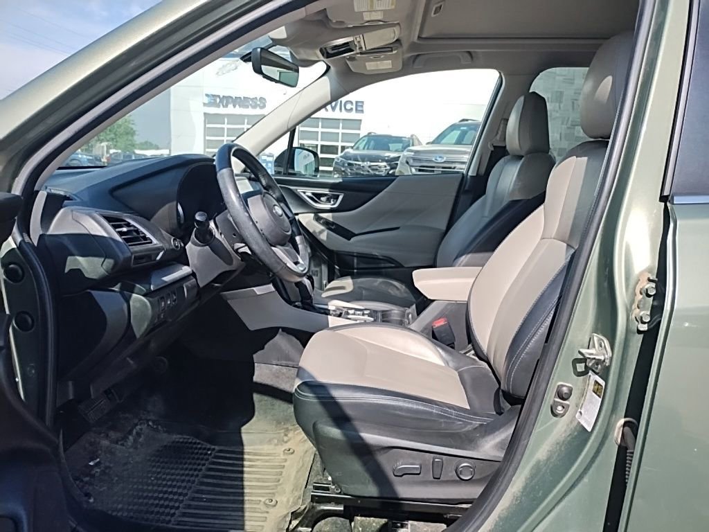 Used 2020 Subaru Forester Limited AWD/4WD image 12