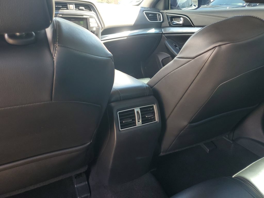 Used 2020 Nissan Maxima 3.5 SV w/ Floor Mat Group FWD image 15