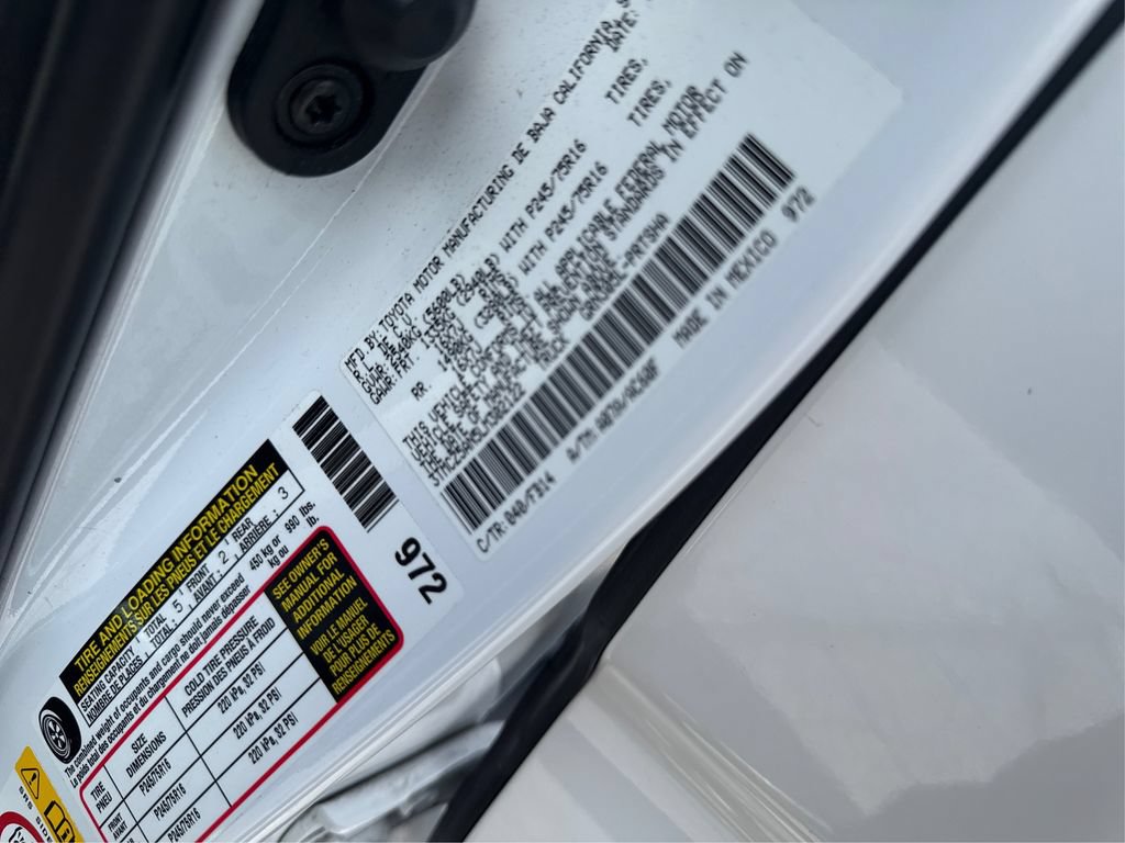 Used 2020 Toyota Tacoma SR AWD/4WD image 18