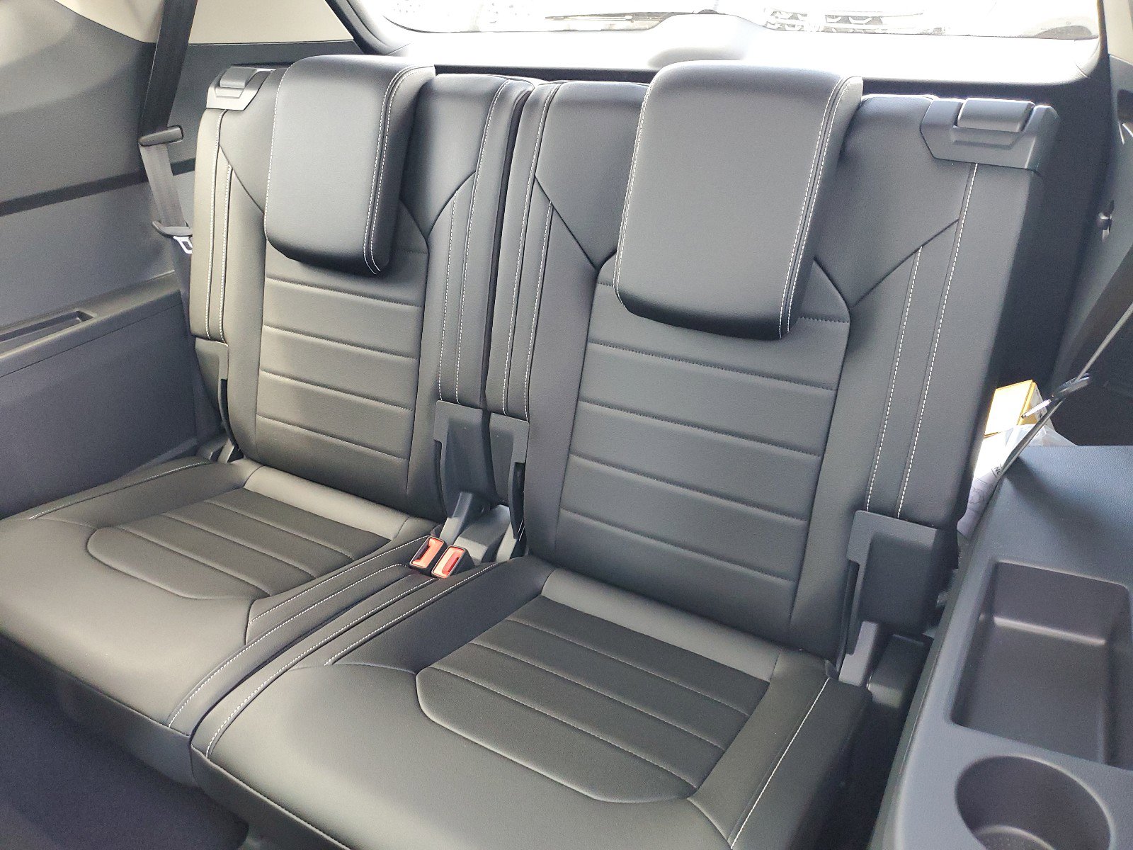 New 2025 Volkswagen Atlas SEL image 13