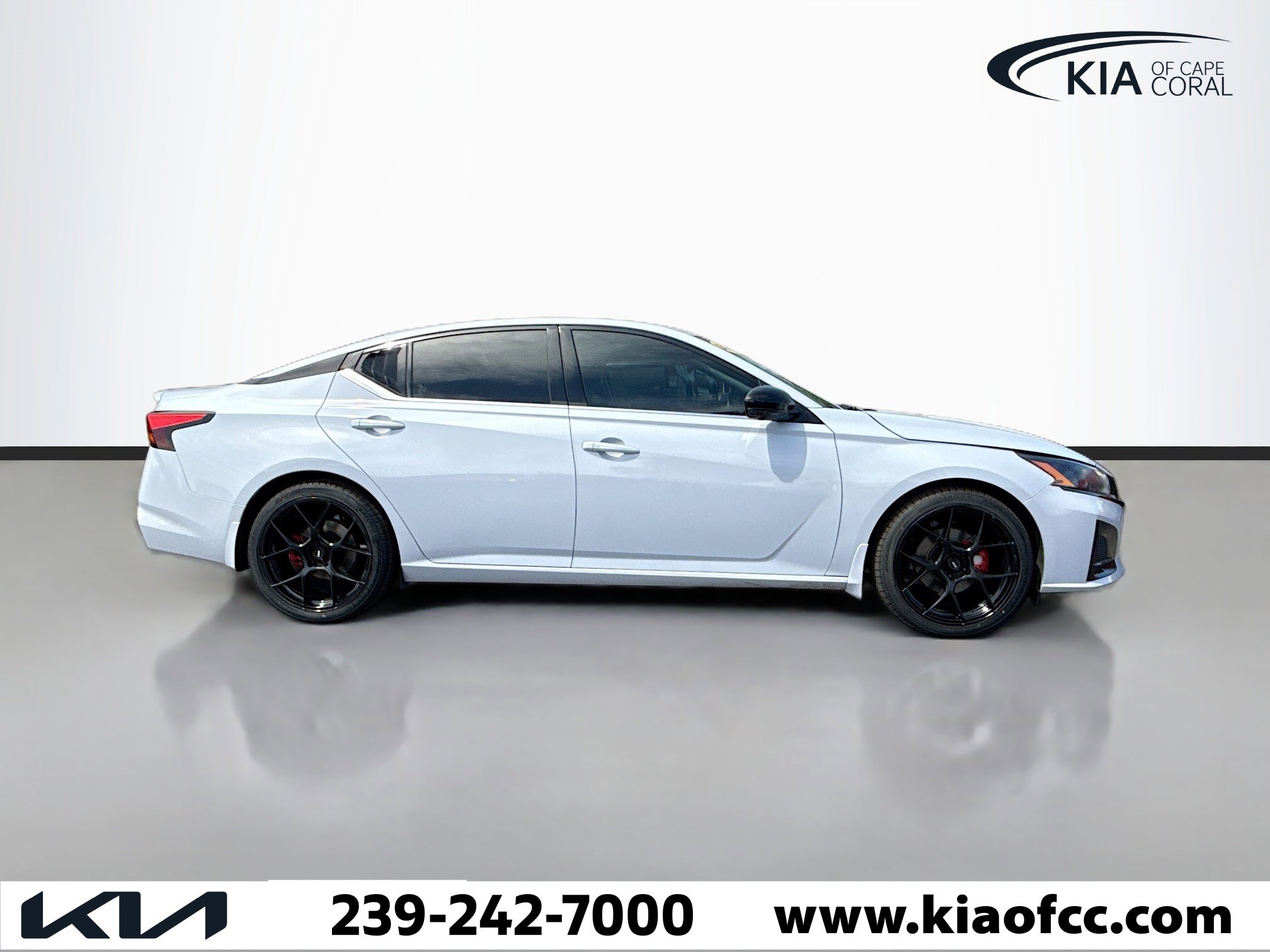 Used 2023 Nissan Altima 2.0 SR image 6