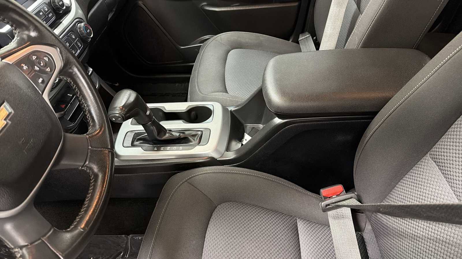 Used 2016 Chevrolet Colorado LT w/ LT Convenience Package image 23