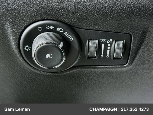 Used 2025 Jeep Compass Limited AWD/4WD image 10