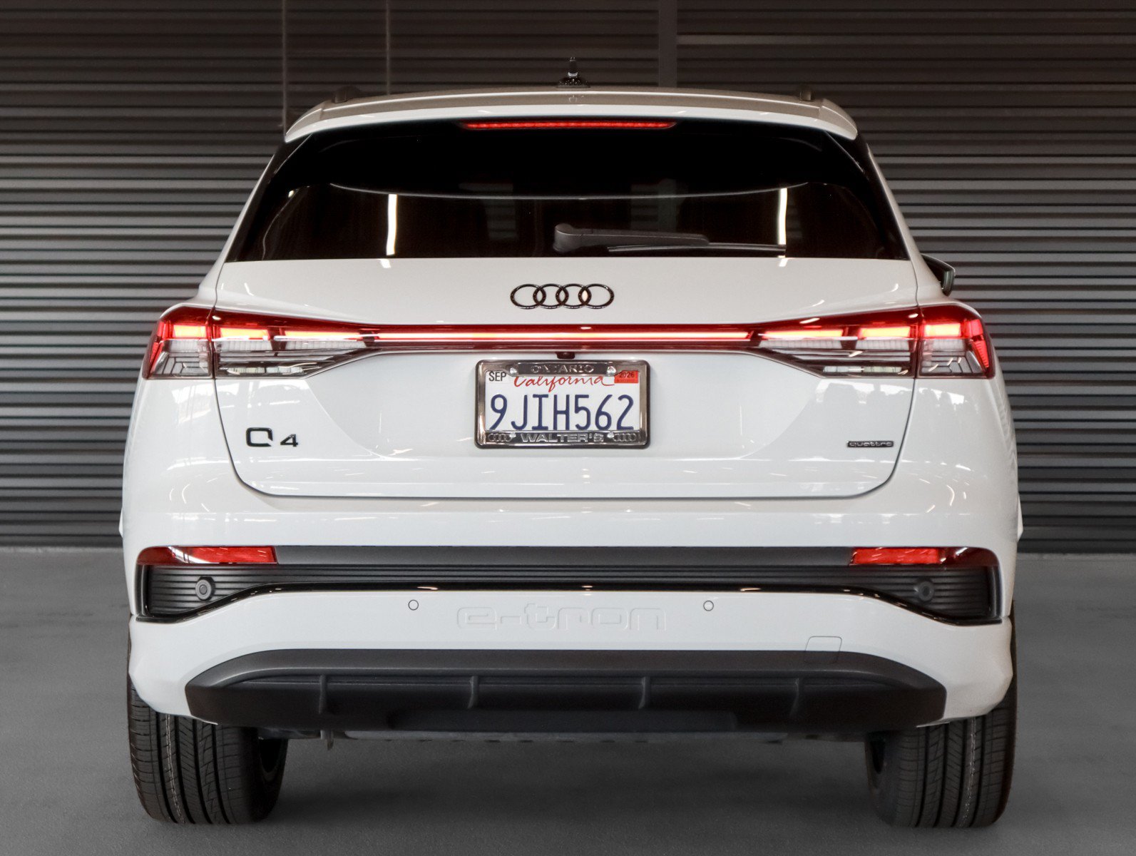 Used 2023 Audi Q4 e-tron Premium w/ Convenience Package AWD/4WD image 14