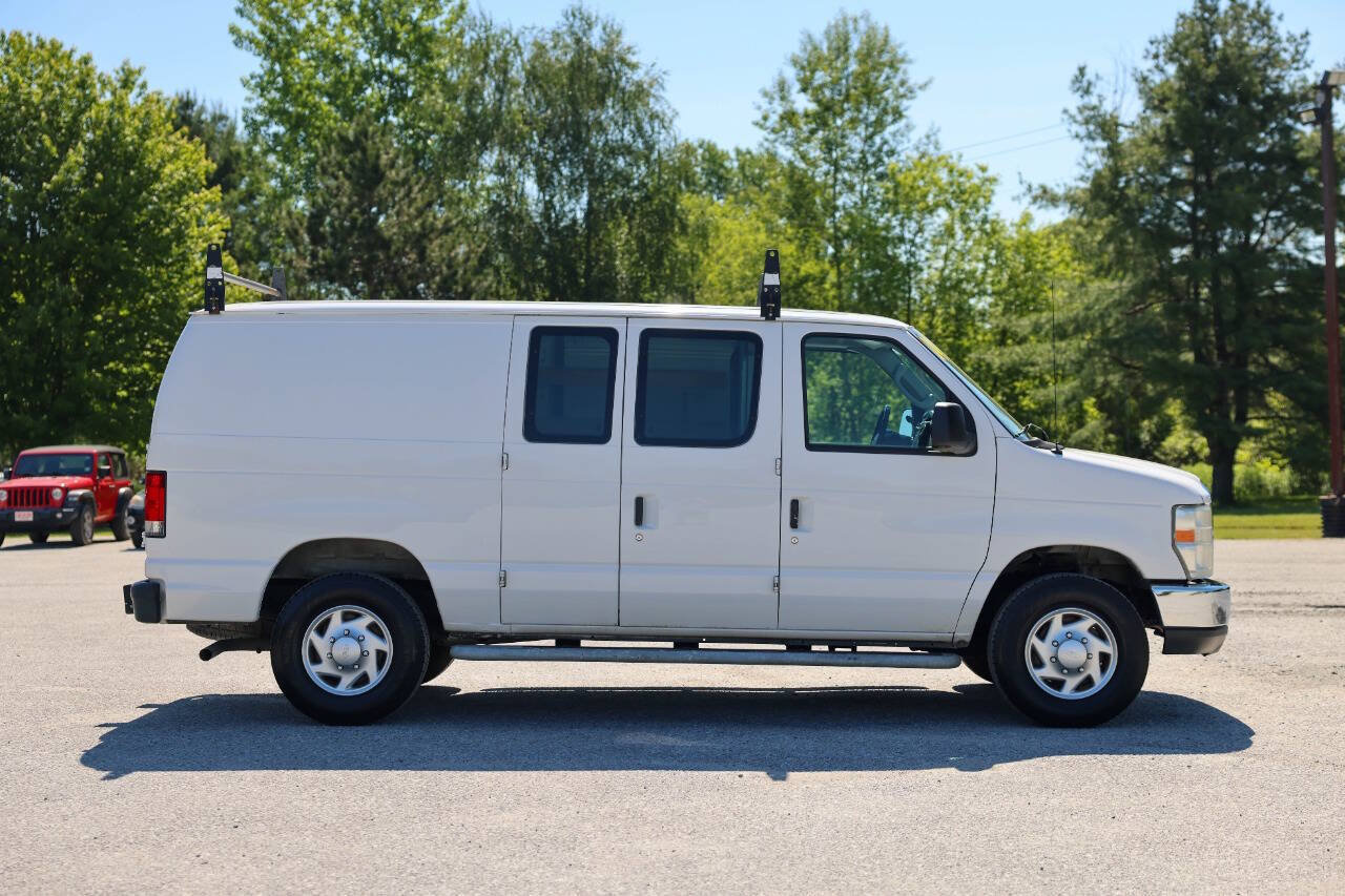 Used 2013 Ford E-250 and Econoline 250 w/ PWR Group RWD image 6