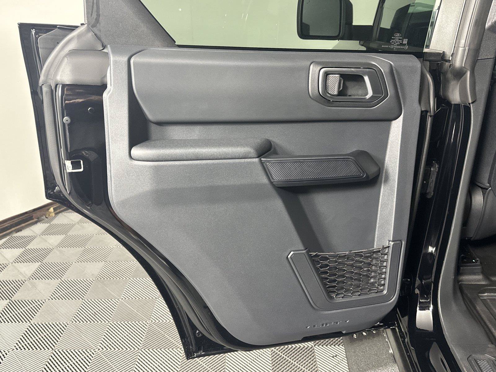 New 2026 Ford Bronco Big Bend w/ Black Diamond Package AWD/4WD image 25