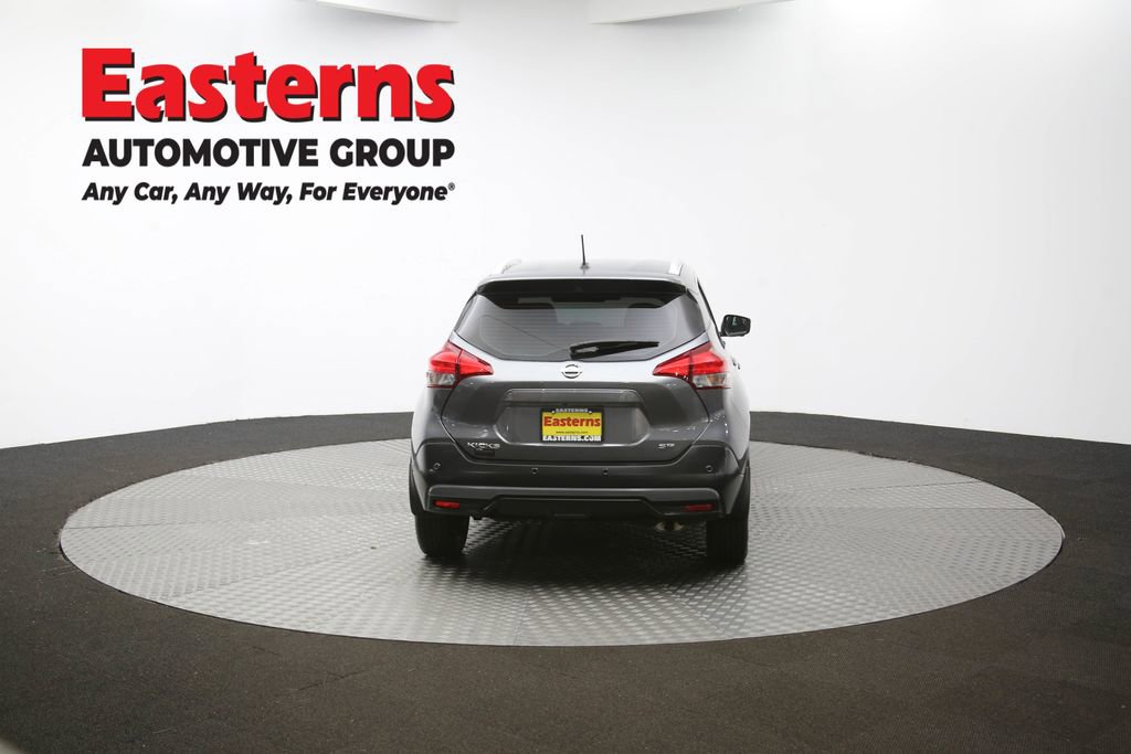 Used 2020 Nissan Kicks SR image 35