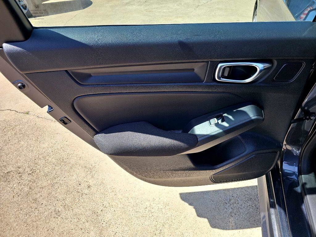 Used 2025 Honda Civic LX image 13