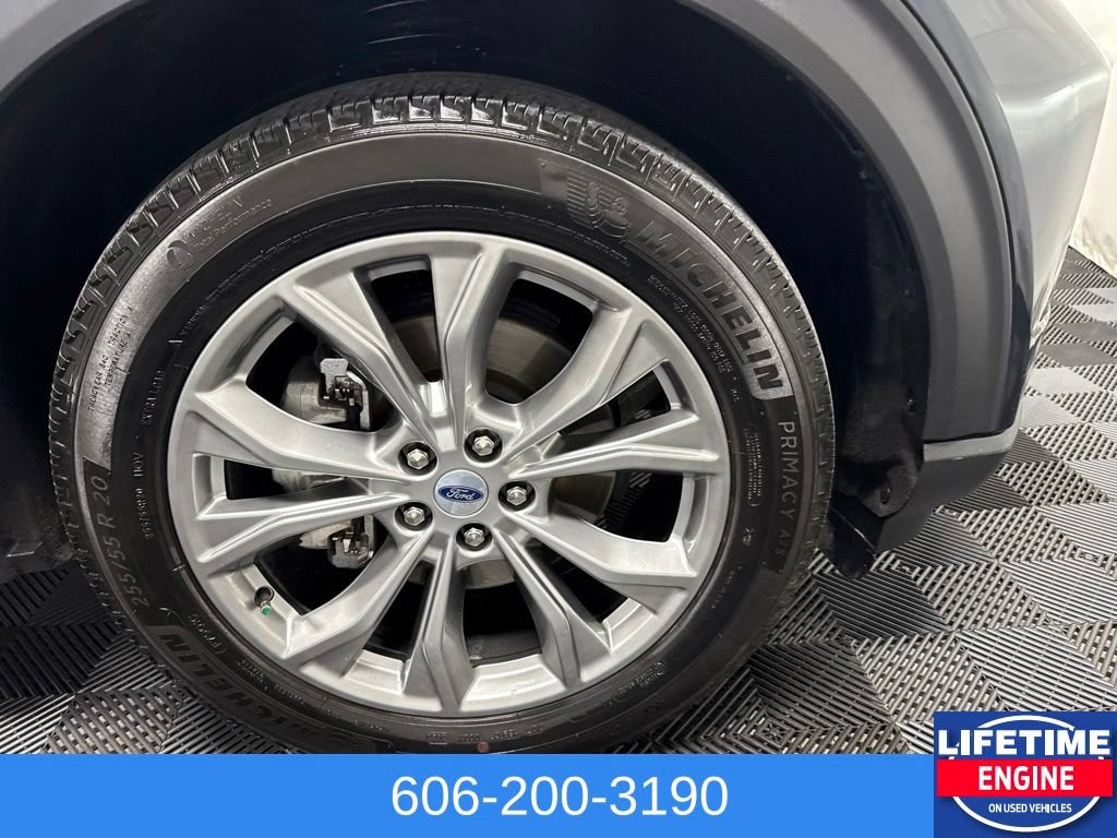 Used 2023 Ford Explorer Limited w/ Limited Technology Package AWD/4WD image 6