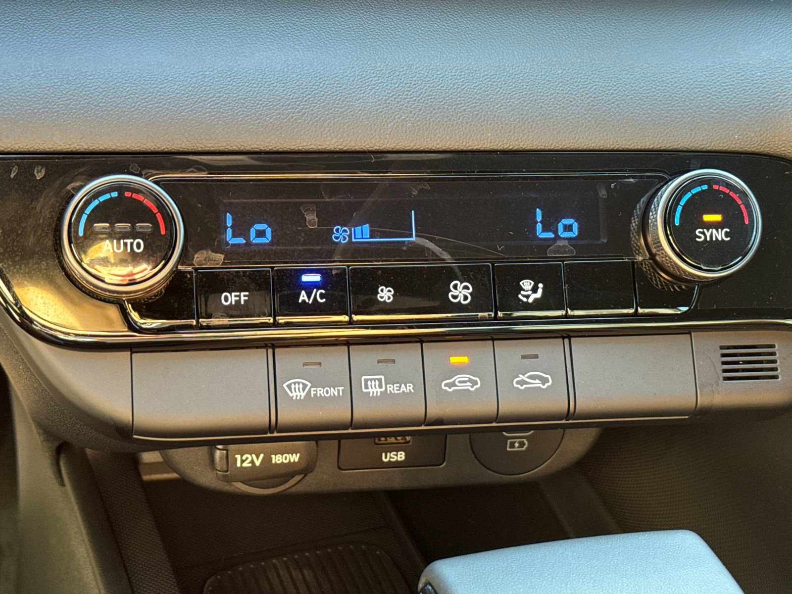 New 2025 Hyundai Elantra Sport image 31