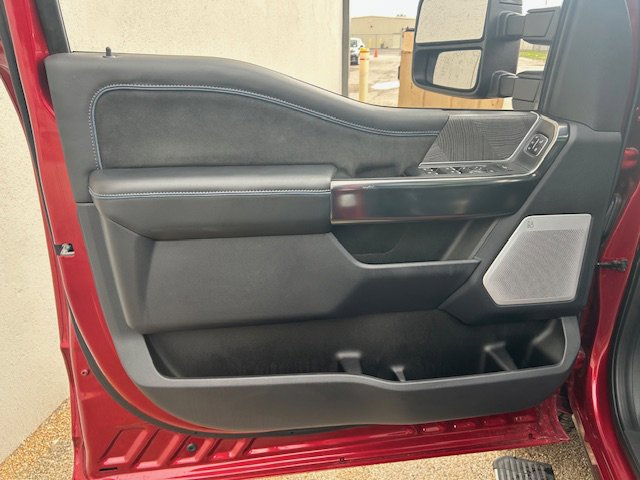 Used 2025 Ford F250 Platinum image 19