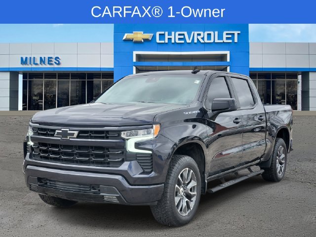 Used 2023 Chevrolet Silverado 1500 RST AWD/4WD image 2