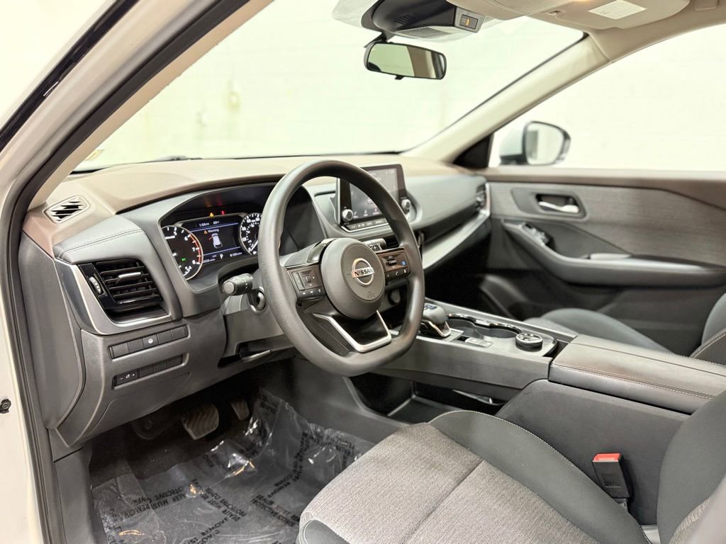 Used 2021 Nissan Rogue SV AWD/4WD image 21