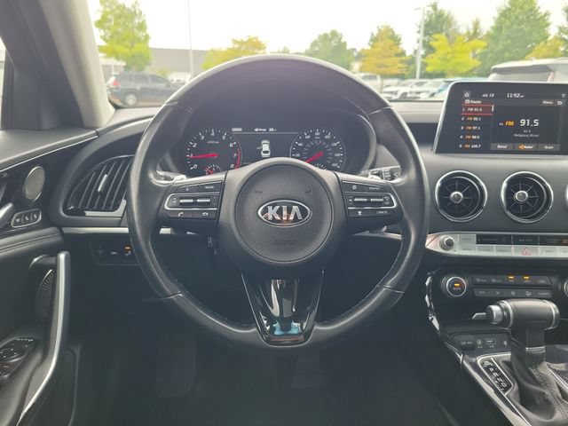 Used 2019 Kia Stinger Premium RWD image 10