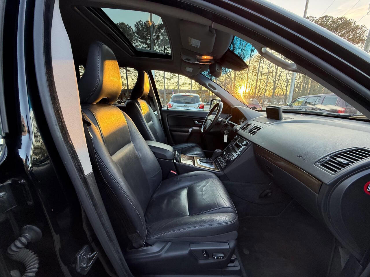 Used 2011 Volvo XC90 3.2 AWD/4WD image 9