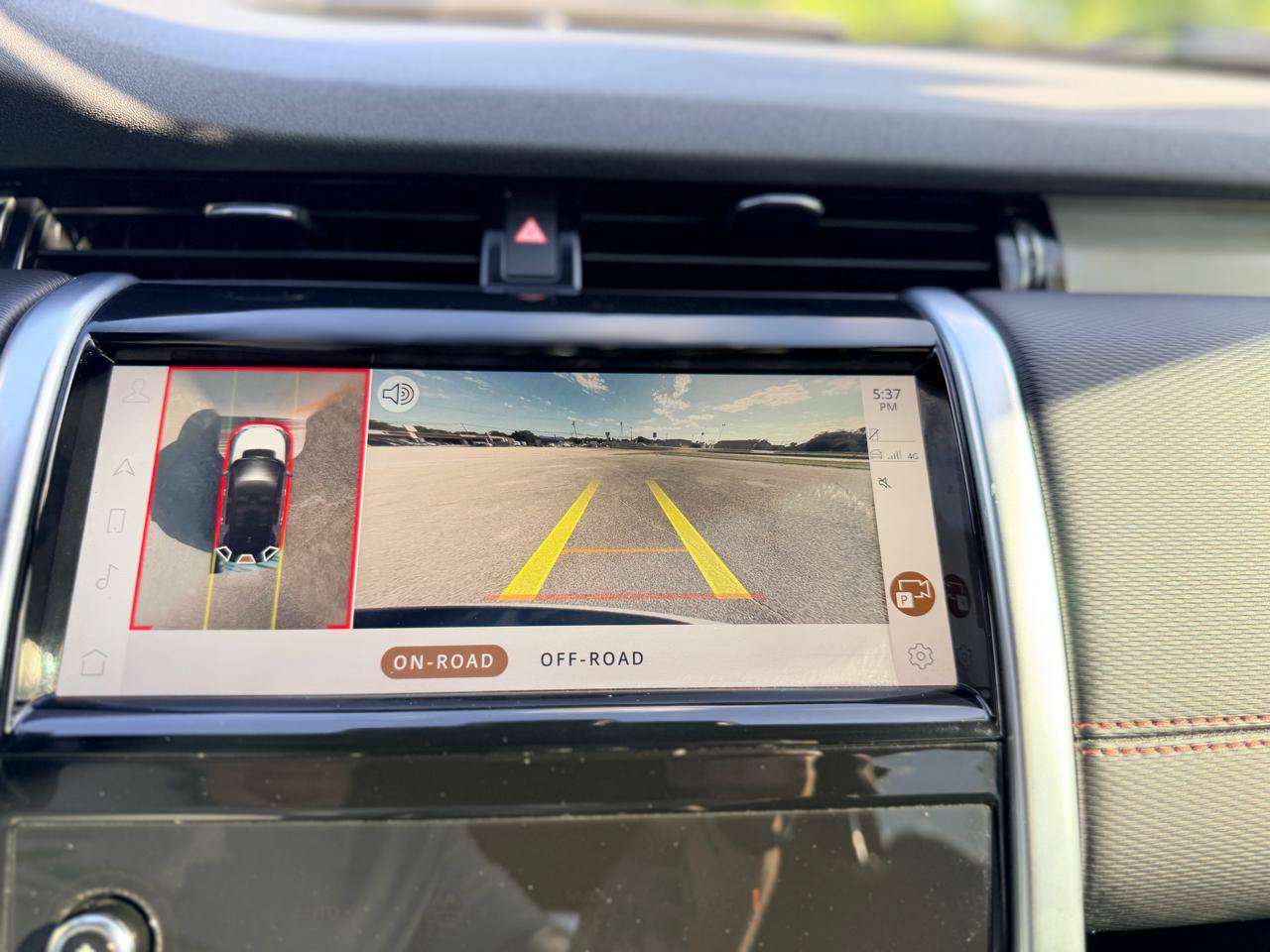 Used 2022 Land Rover Discovery Sport S R-Dynamic AWD/4WD image 33