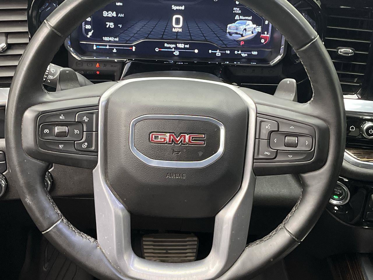 Certified 2024 GMC Sierra 1500 Elevation w/ Preferred Package AWD/4WD image 16