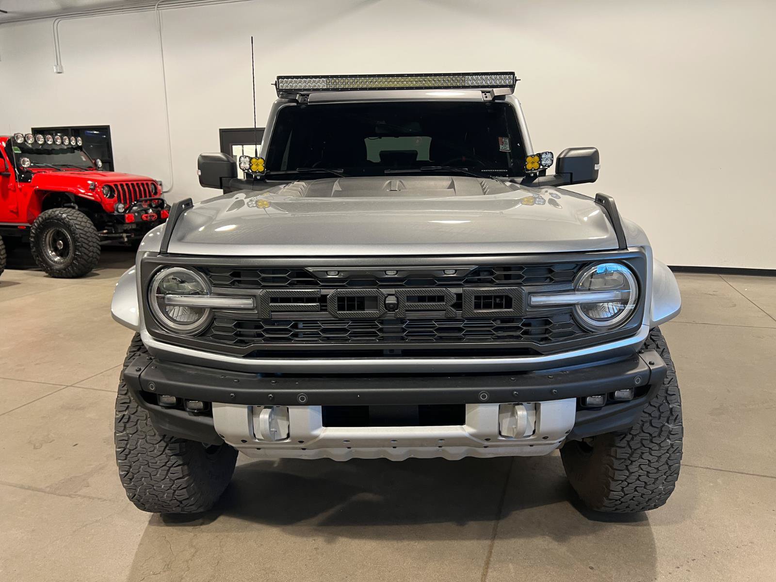 Used 2024 Ford Bronco Raptor w/ Interior Carbon Fiber Pack 6 AWD/4WD image 8