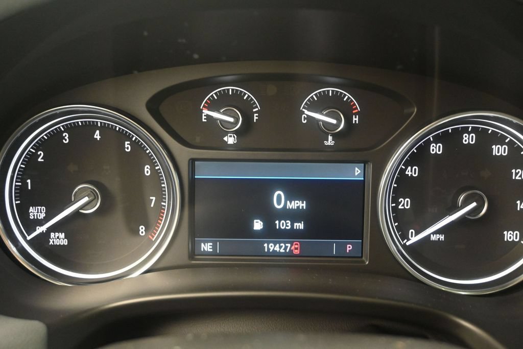 Used 2024 Buick Enclave Essence w/ Technology Package FWD image 13