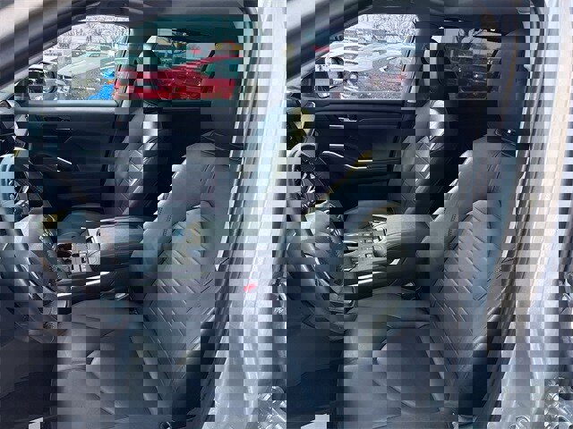 Used 2023 Toyota Highlander XLE image 26