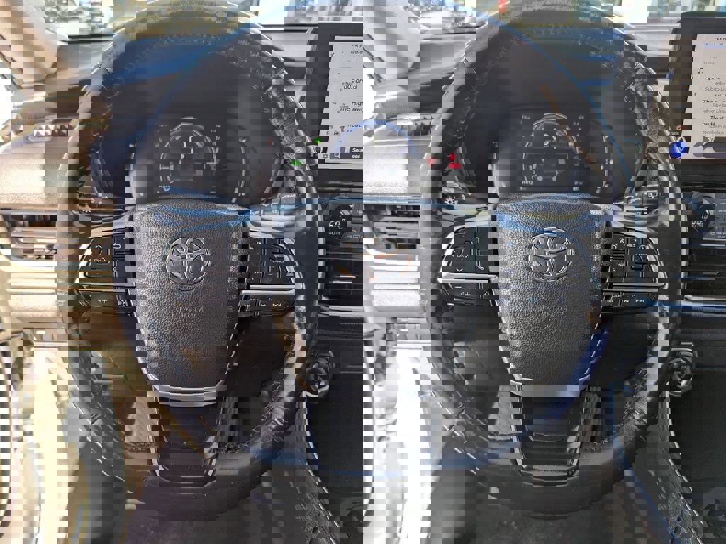 Used 2024 Toyota Grand Highlander XLE image 30