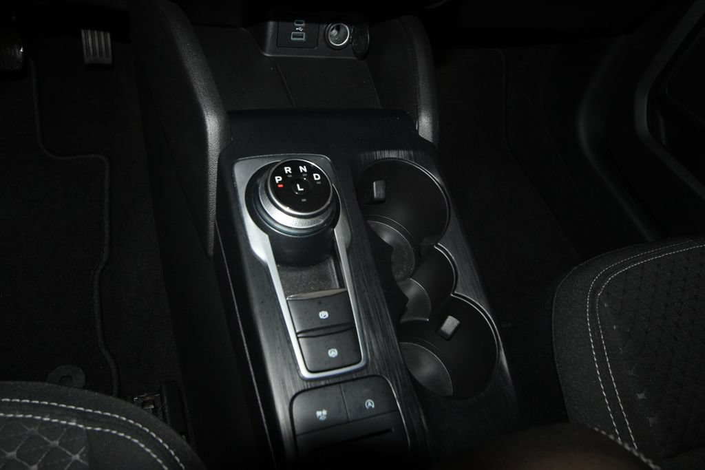 Used 2023 Ford Escape Active AWD/4WD image 16