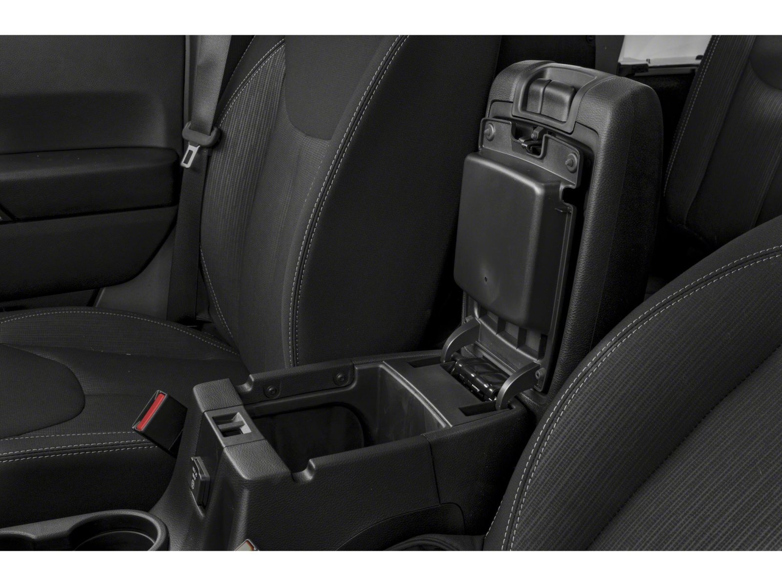 Used 2018 Jeep Wrangler Unlimited Rubicon w/ Connectivity Group AWD/4WD image 9