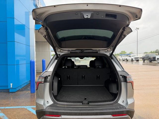 Used 2026 Chevrolet Equinox ACTIV w/ Convenience Package III FWD image 11