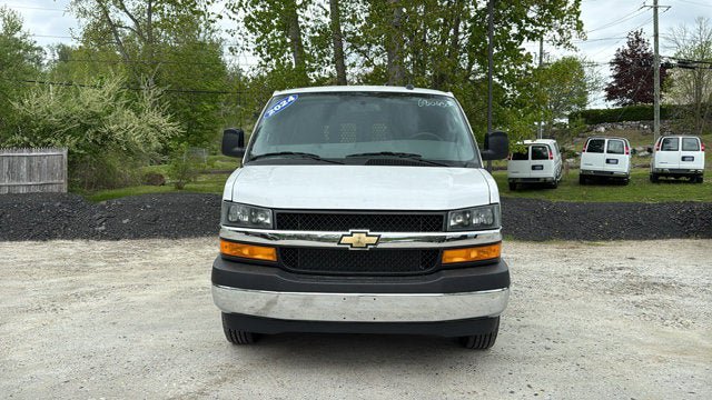 Used 2024 Chevrolet Express 2500 w/ Driver Convenience Package RWD image 3