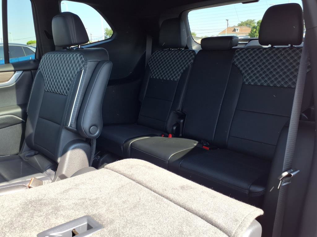 Used 2024 GMC Acadia Denali w/ Super Cruise Package image 13