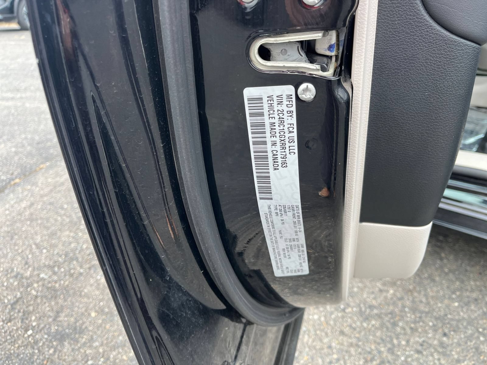 Used 2024 Chrysler Voyager LX FWD image 31
