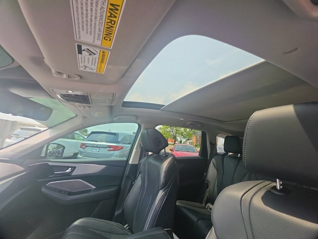 Certified 2024 Acura MDX SH-AWD w/ Technology Package image 14
