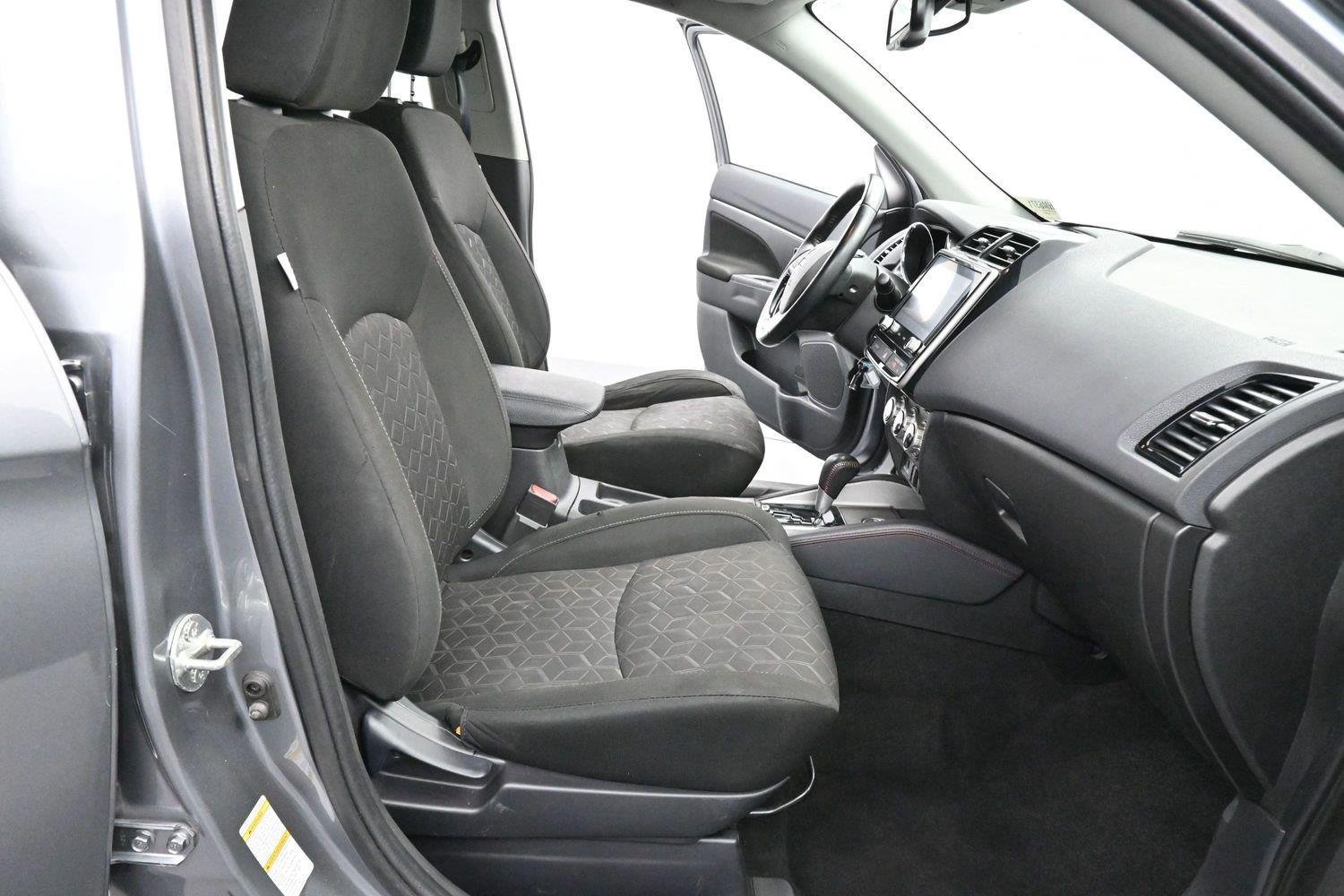 Used 2021 Mitsubishi Outlander Sport LE AWD/4WD image 25