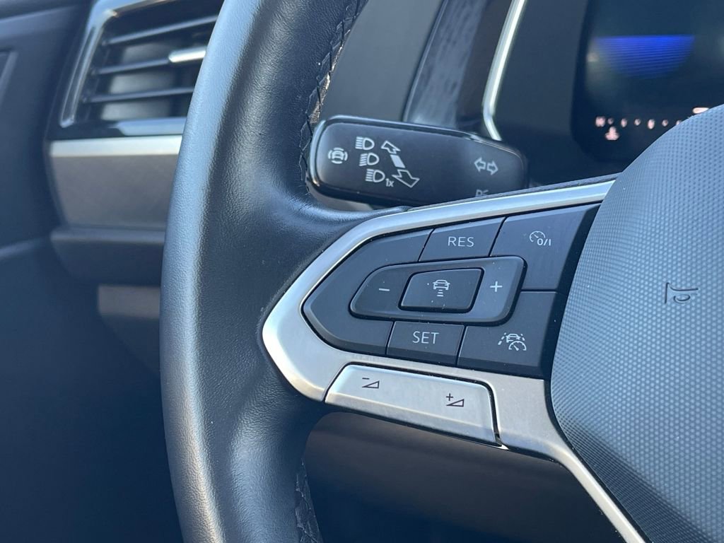 Used 2022 Volkswagen Jetta SE image 18