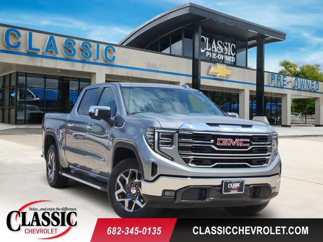 Used 2025 GMC Sierra 1500 SLT AWD/4WD image 1