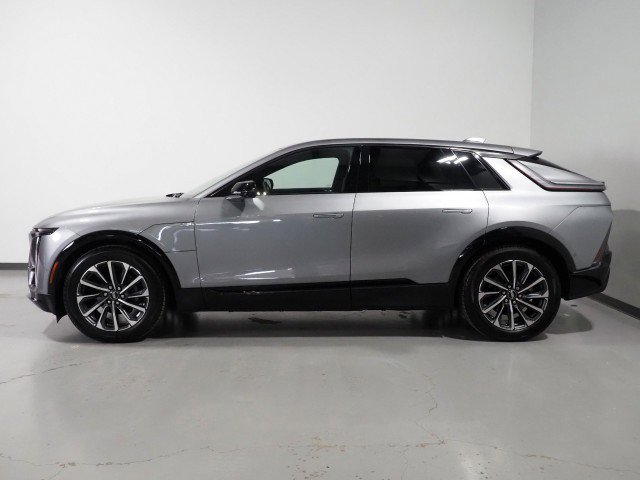 Used 2024 Cadillac Lyriq Sport w/ Nappa Leather Package image 9