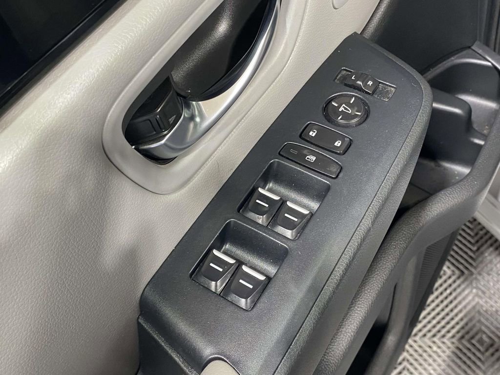Used 2023 Honda Pilot EX-L image 19
