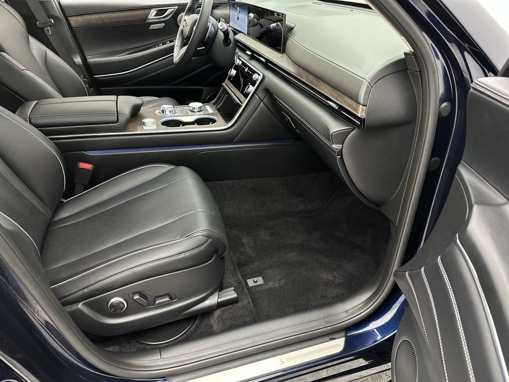 Used 2026 Genesis GV80 2.5T Prestige AWD/4WD image 26