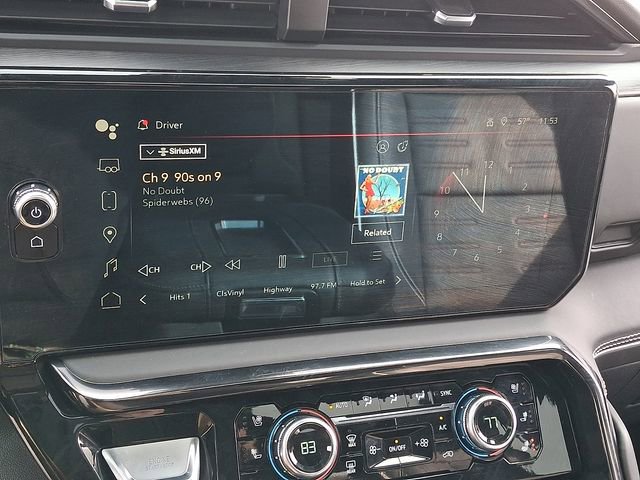 Used 2022 GMC Sierra 1500 AT4X image 17