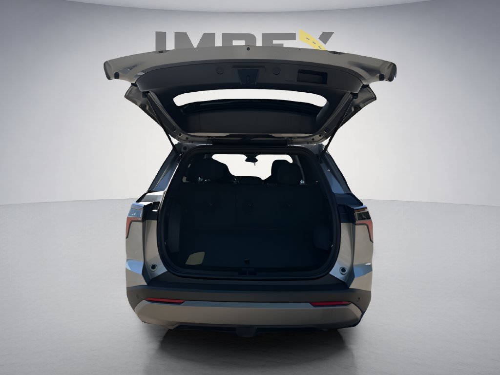 Used 2026 Chevrolet Equinox LT FWD image 15