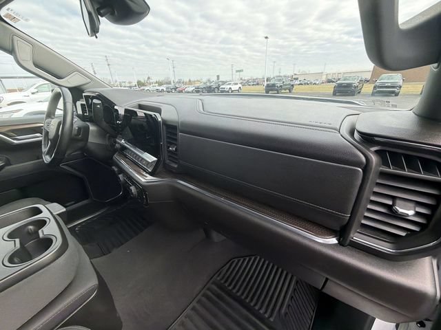 Certified 2025 Chevrolet Silverado 1500 LT AWD/4WD image 30