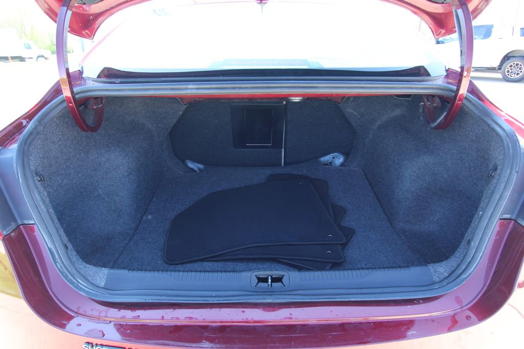 Used 2015 Chrysler 200 C w/ Navigation & Sound Group I image 14