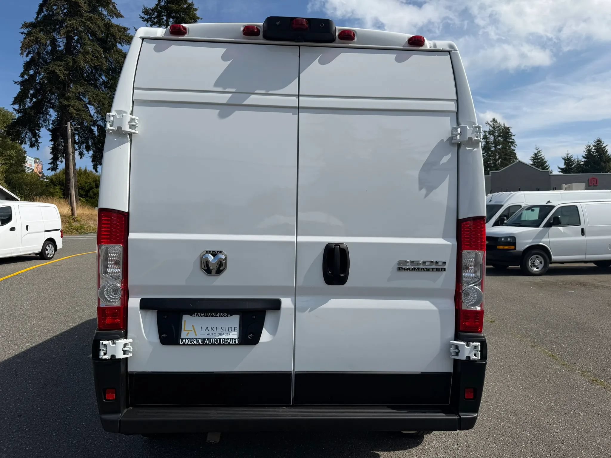Used 2023 RAM ProMaster 2500 FWD image 7