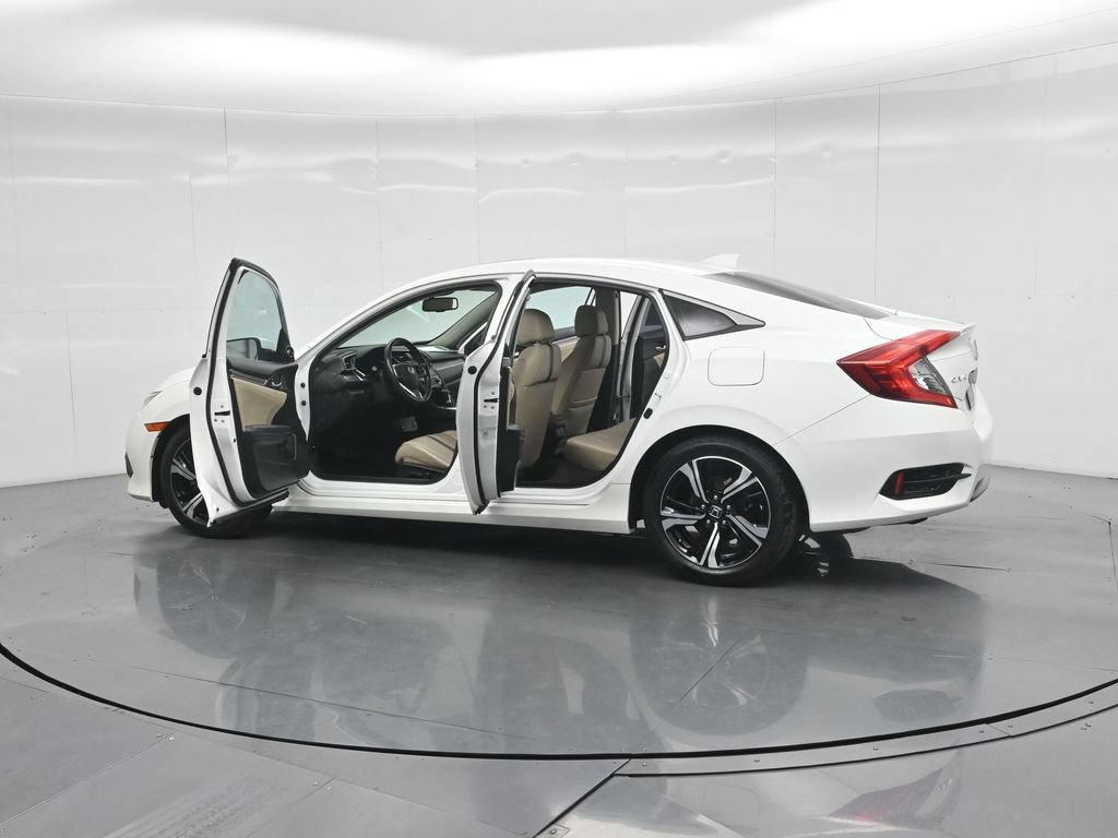 Used 2016 Honda Civic Touring image 31