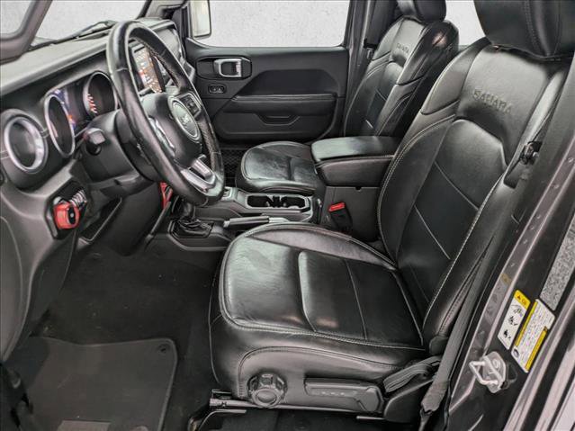 Used 2018 Jeep Wrangler Unlimited Sahara image 15