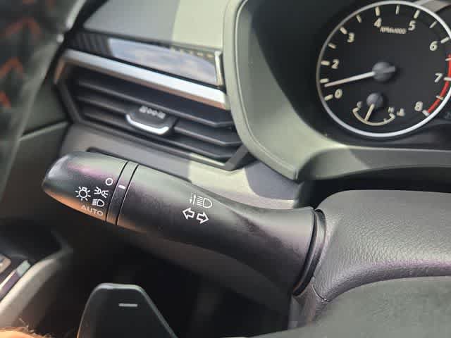 Used 2023 Nissan Altima 2.5 SR w/ SR Premium Package FWD image 27