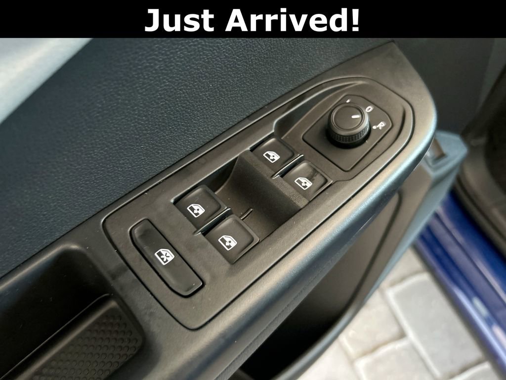 Certified 2024 Volkswagen Taos S image 11