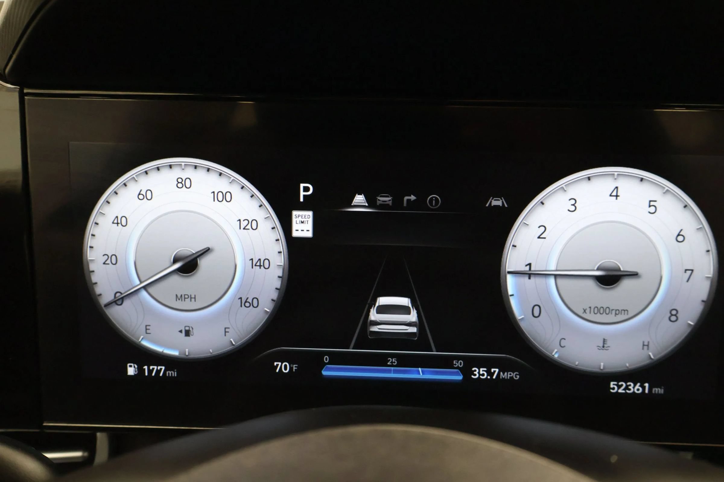 Used 2024 Hyundai Elantra SEL FWD image 24