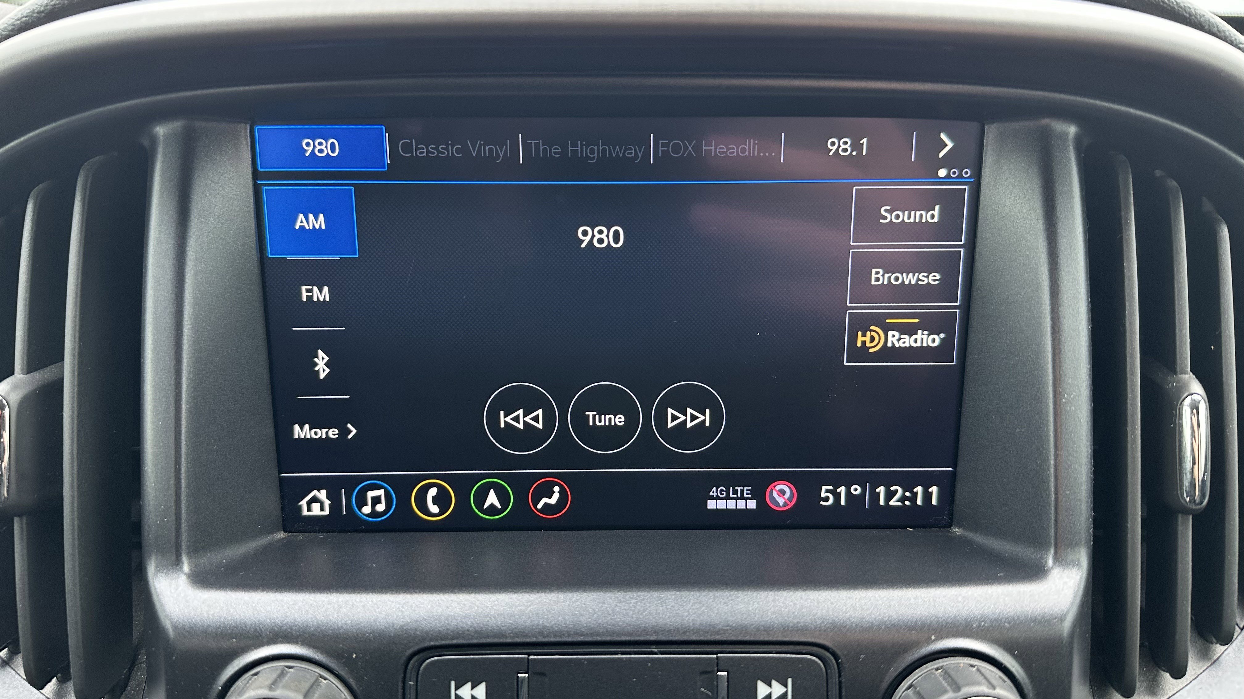 Used 2021 GMC Canyon AT4 w/ Driver Alert Package image 24