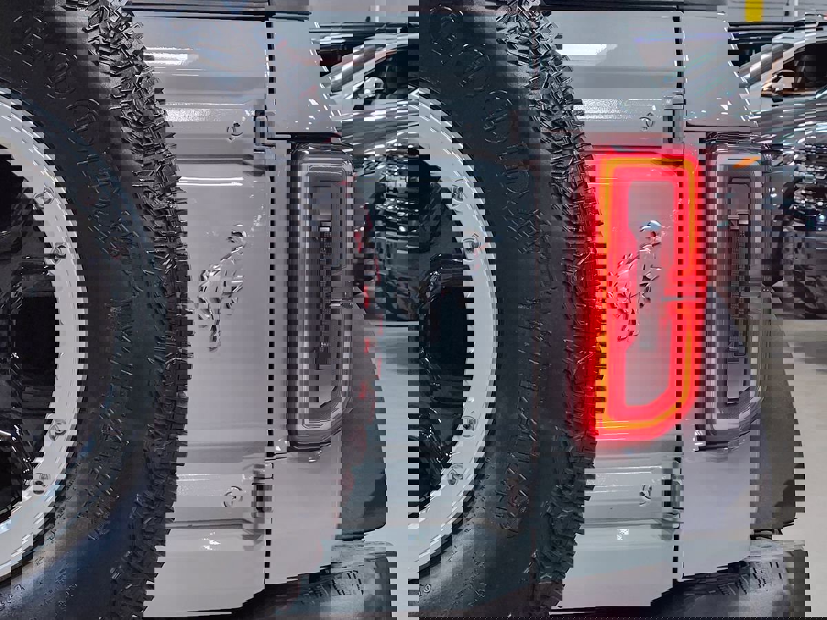 Used 2022 Ford Bronco Badlands w/ Sasquatch Package image 22